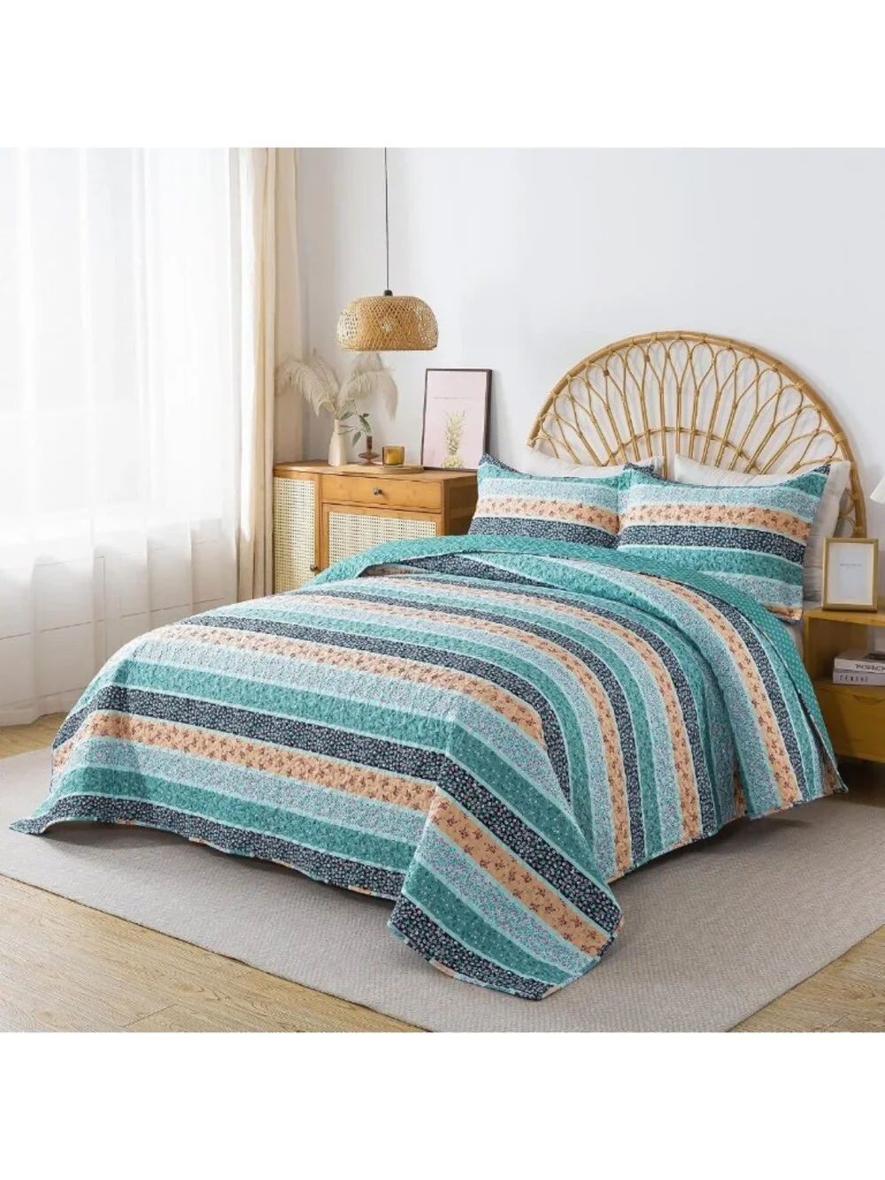 Floral King Quilt Set - 3 Piece Lightweight Microfiber Bedspread Coverlet for